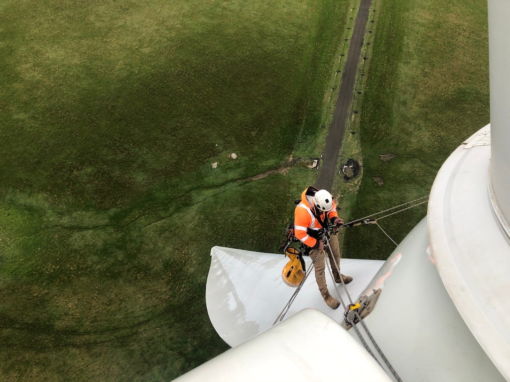 Industrial Rope Access Wind Turbines